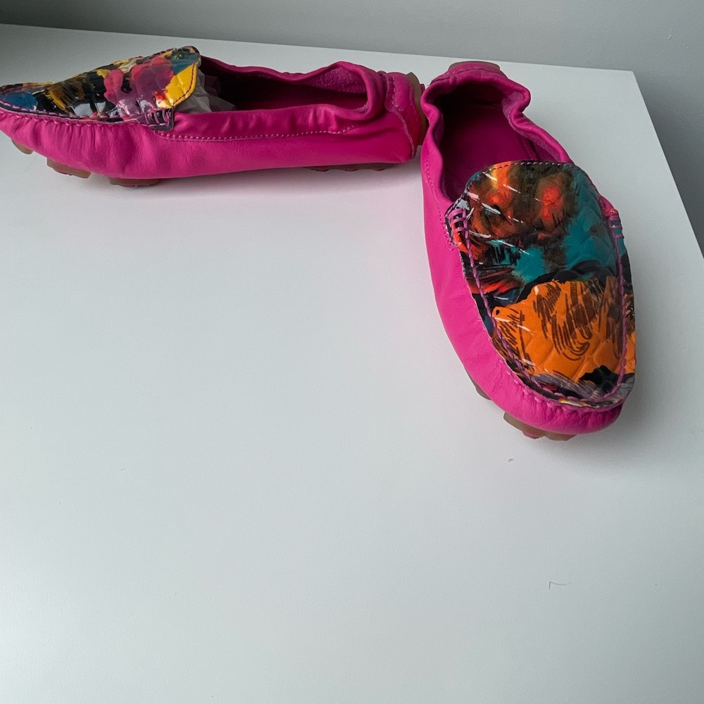 Tieks Hot Pink Leather Driving Loafers with Multicolor Printed Toe - Picture 4 of 5
